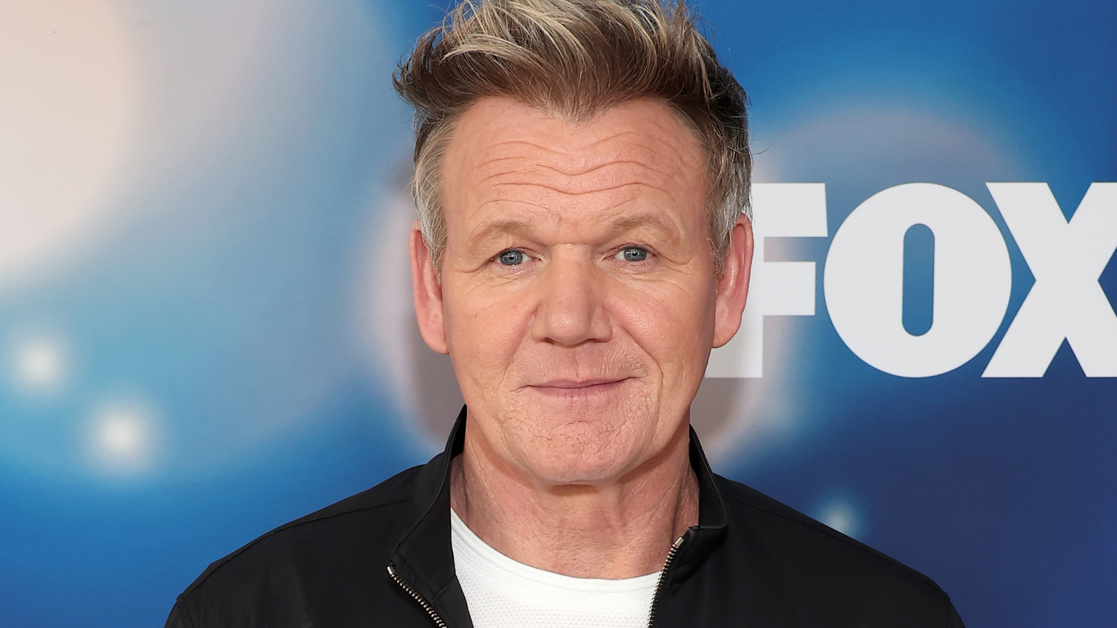 Why Gordon Ramsay Refuses To Eat On Planes