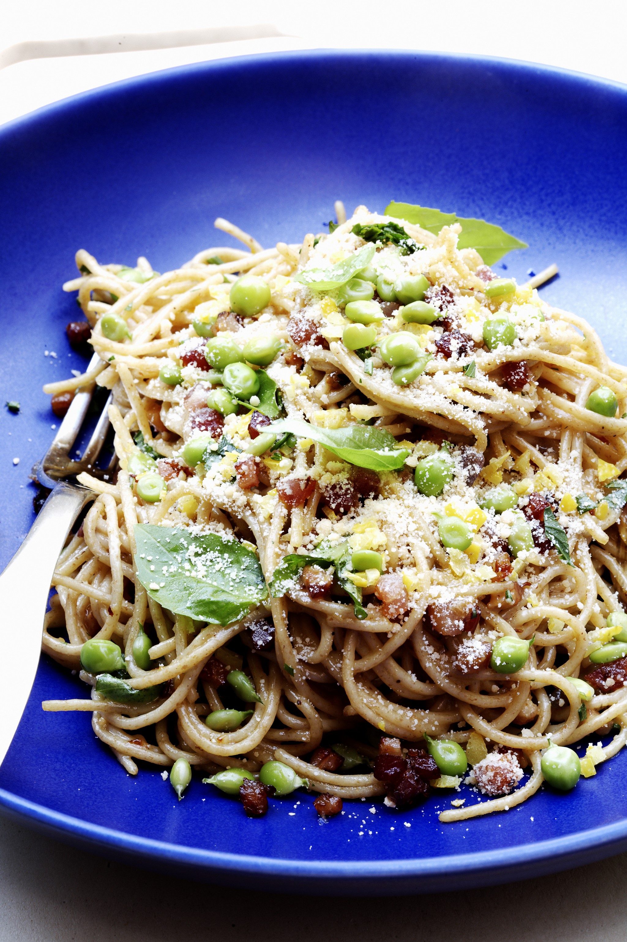 Spaghetti With Peas Recipe - Food Republic