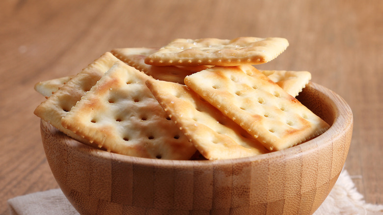 crackers