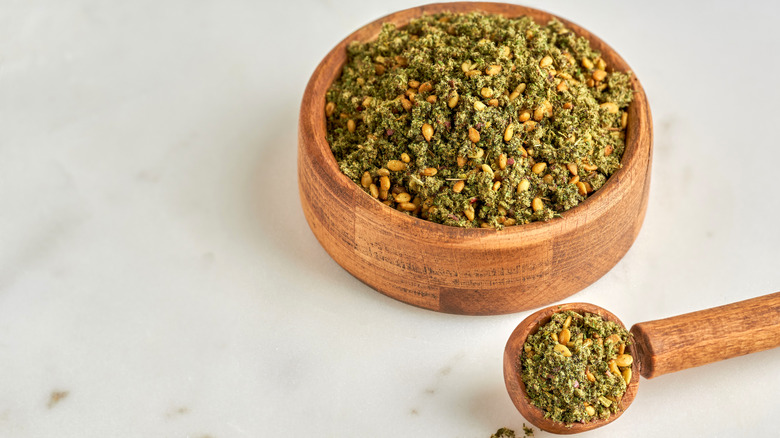 mixed za'atar spices