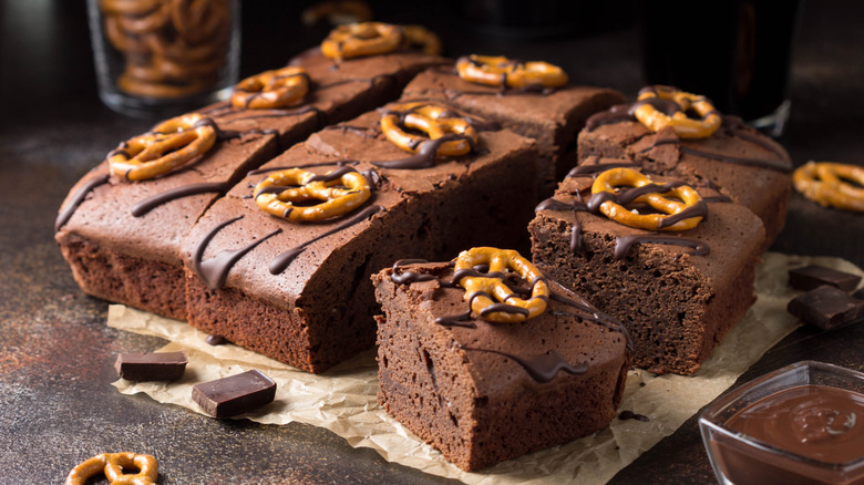 brownies topped with pretzels