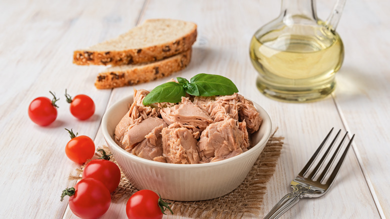 canned tuna olive oil in bowl