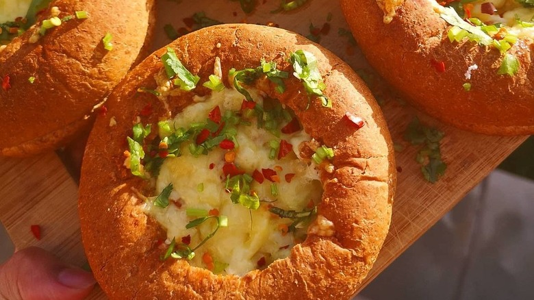 eggs in a bread bowl