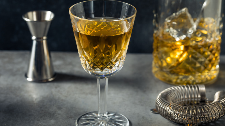 Bijou cocktail in wine glass