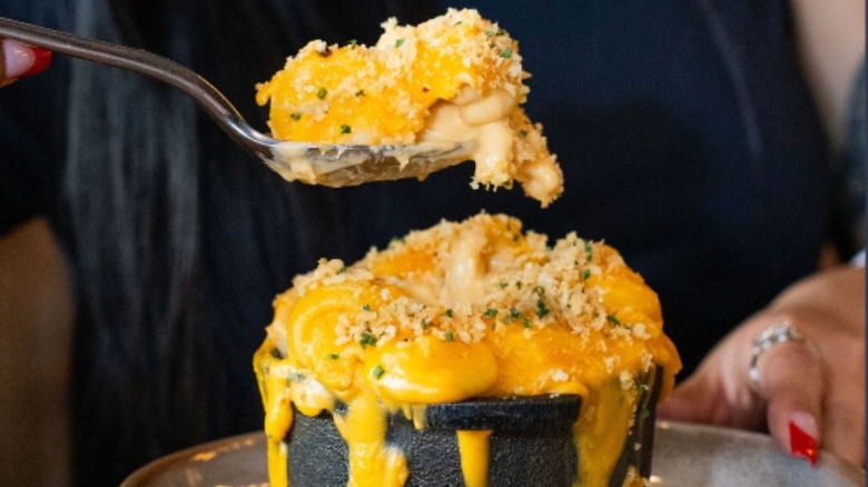 Yardbird mac and cheese