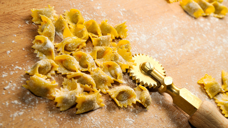 fresh agnolotti with pasta cutter
