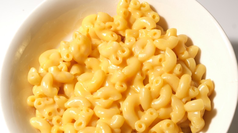 a bowl of creamy mac and cheese