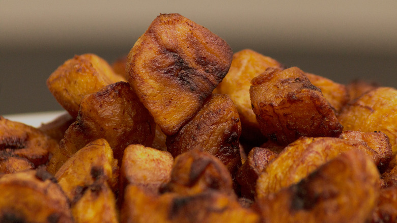 Fried plantain chunks