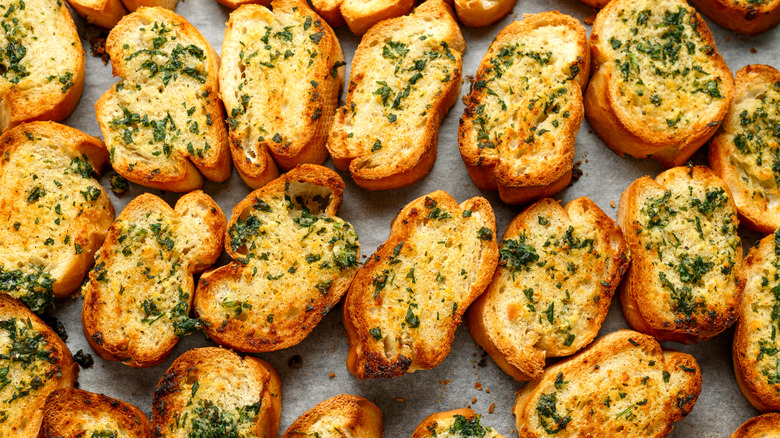 Crispy sliced garlic bread