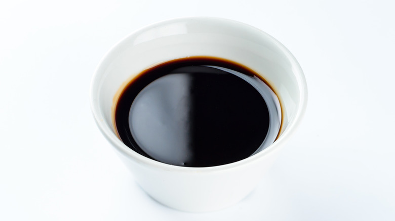 thick dark soy sauce