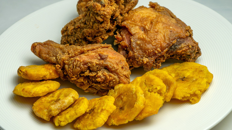 fried chicken & plantains