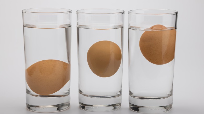 eggs in water glasses