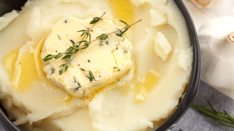 Mashed potatoes with compound butter
