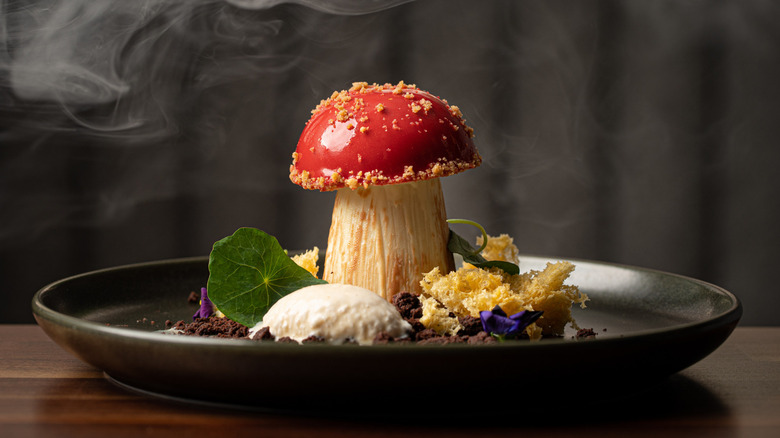 mushroom-shaped dessert