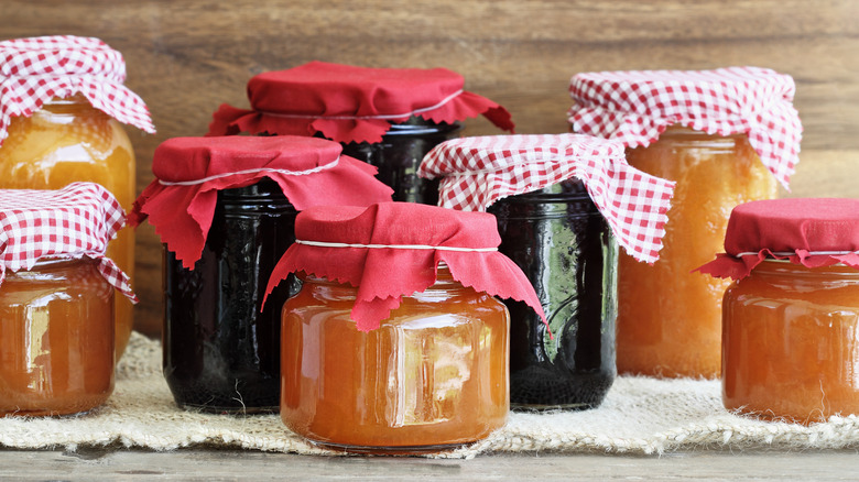 jam and jelly jars