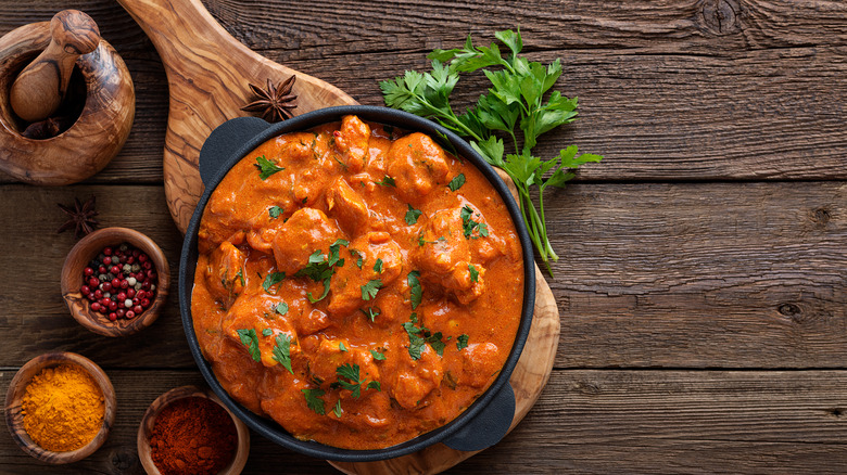butter chicken curry in pan