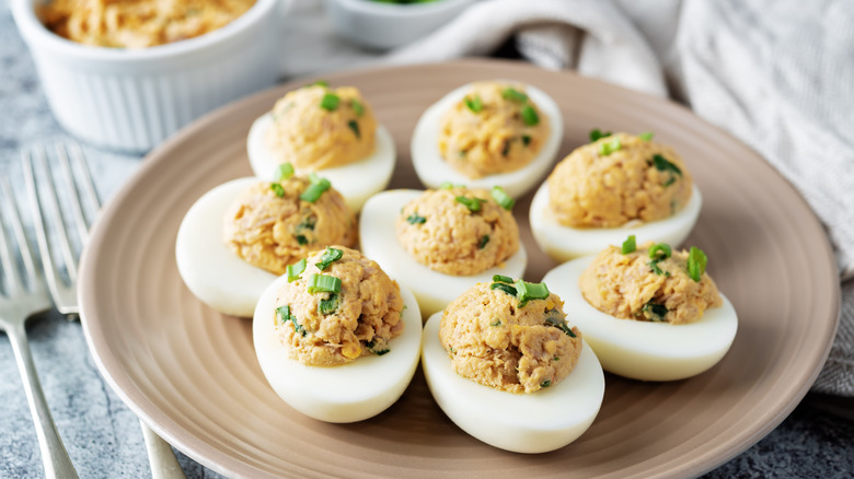 Deviled eggs with canned tuna