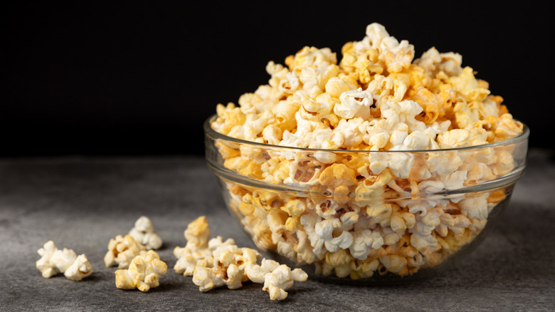 Fresh popcorn in a glass bowl