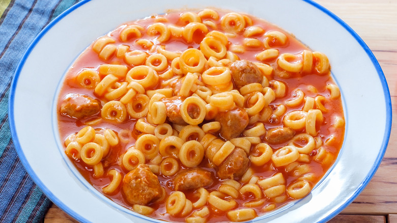 canned pasta and meatballs