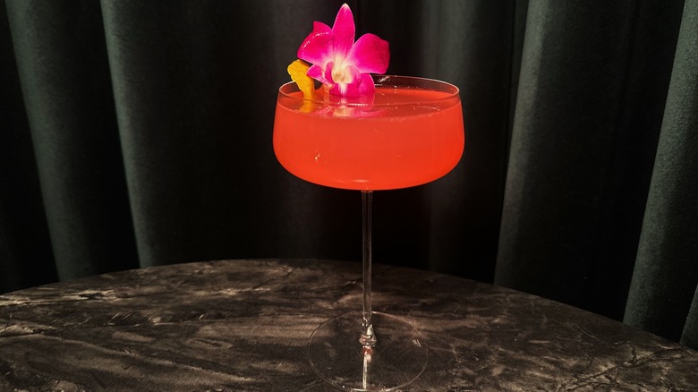 Easy's Tay-tini with flower