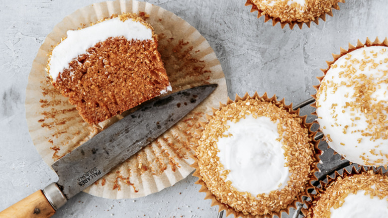 Simple Mills Almond Flour Vanilla Cupcakes