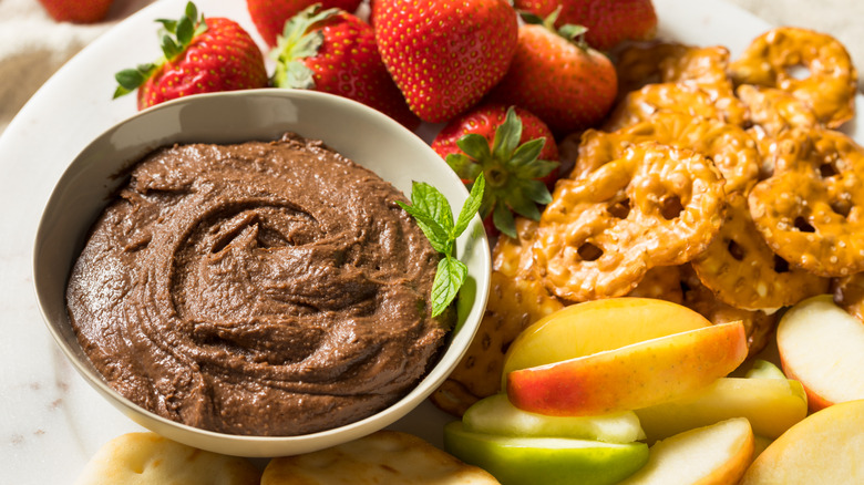Chocolate hummus with fruit and other dippers