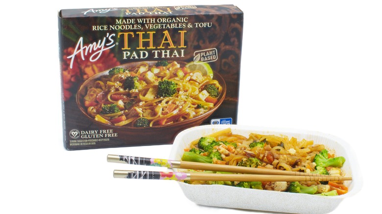 Box of frozen Amy's Pad Thai with contents on display