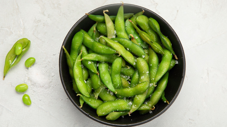 edamame beans in pods