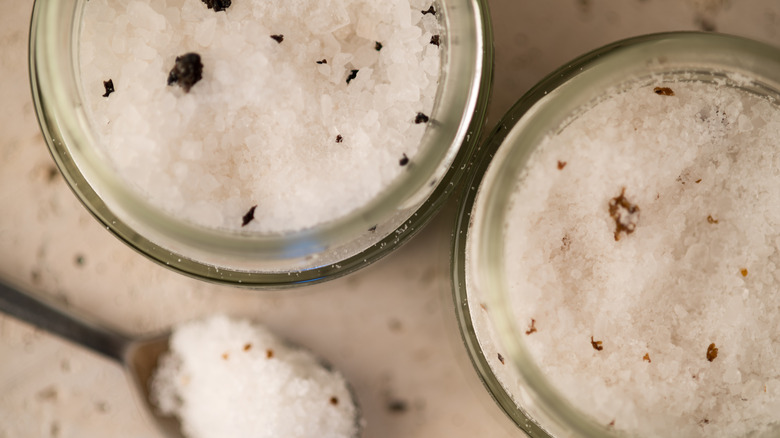 Truffle salt in jars