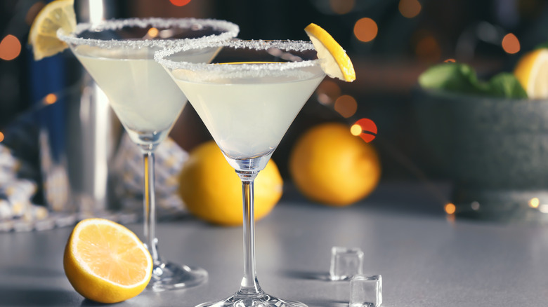 lemon drop cocktails in glasses