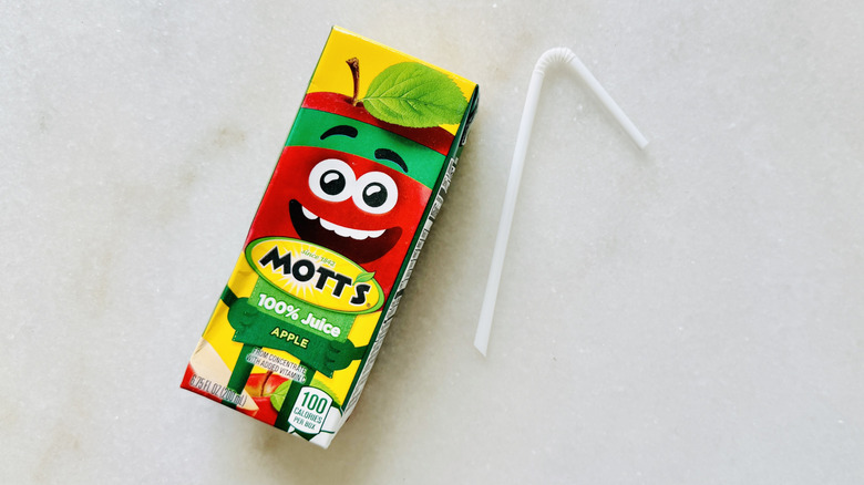 Mott's 100% Apple juice box with straw