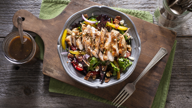 Grilled chicken salad with homemade vinaigrette