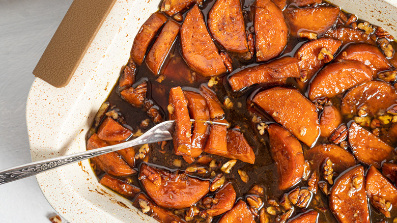 candied yams with pecans