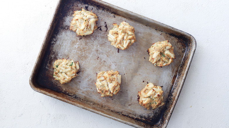 Baked crab cakes