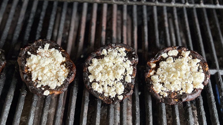 grilled mushrooms with goat cheese