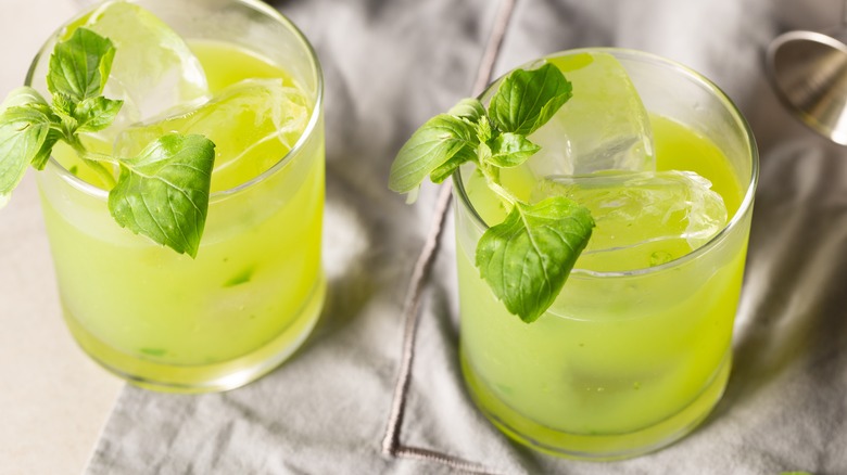 Basil smash cocktail