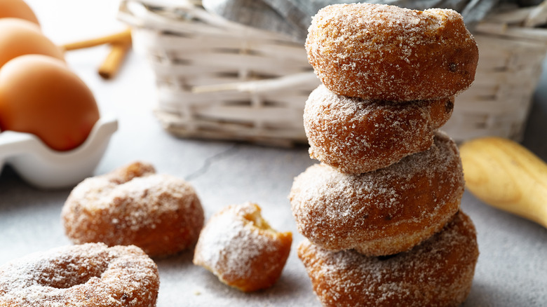 Donuts covered in cinnamon sugar