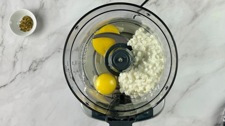 blending eggs and cottage cheese