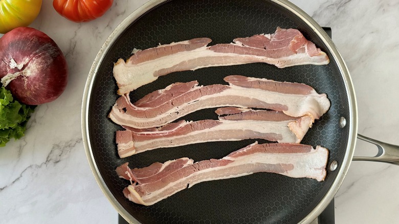 bacon in pan