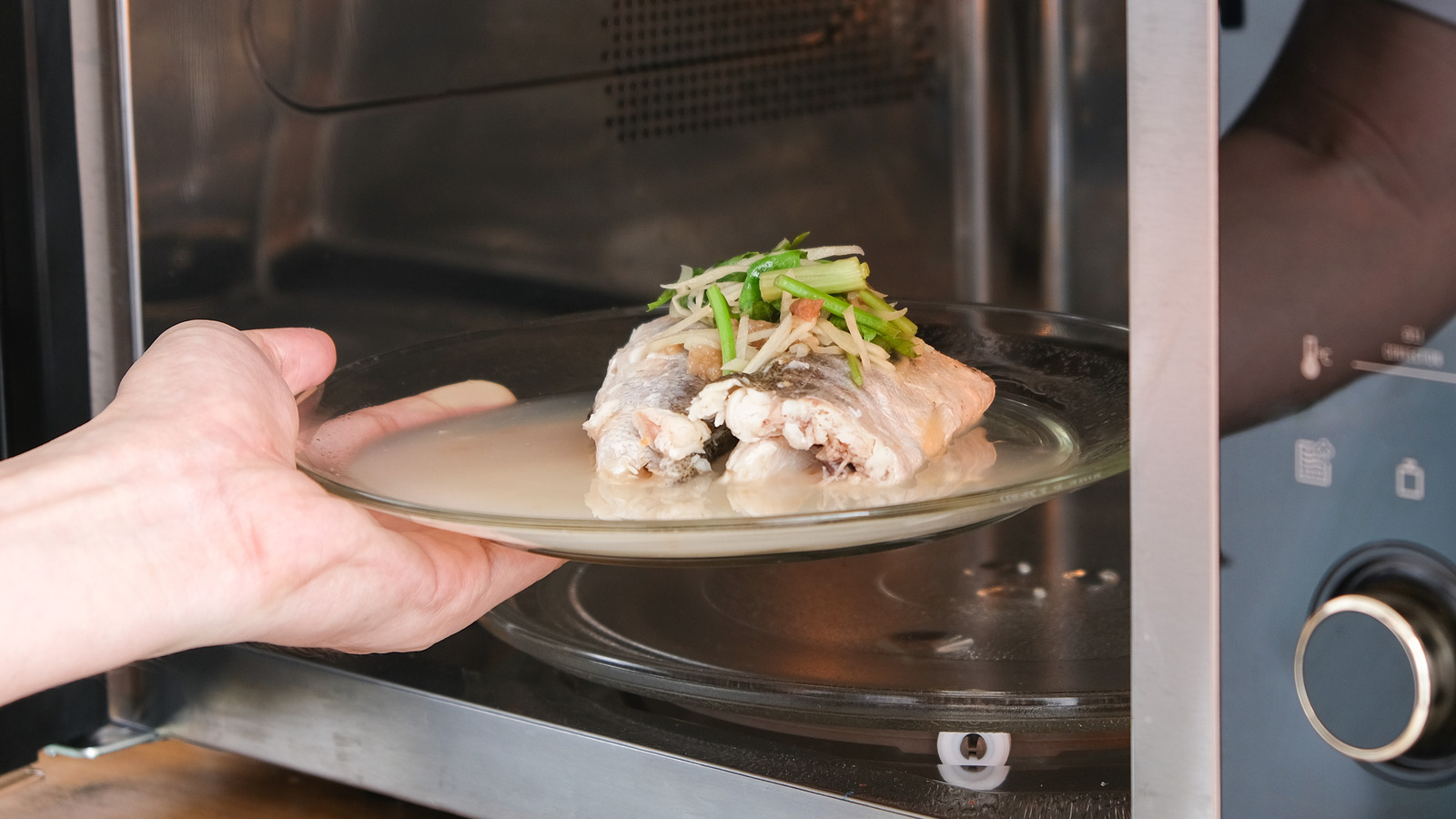 How To Steam Fish In The Microwave