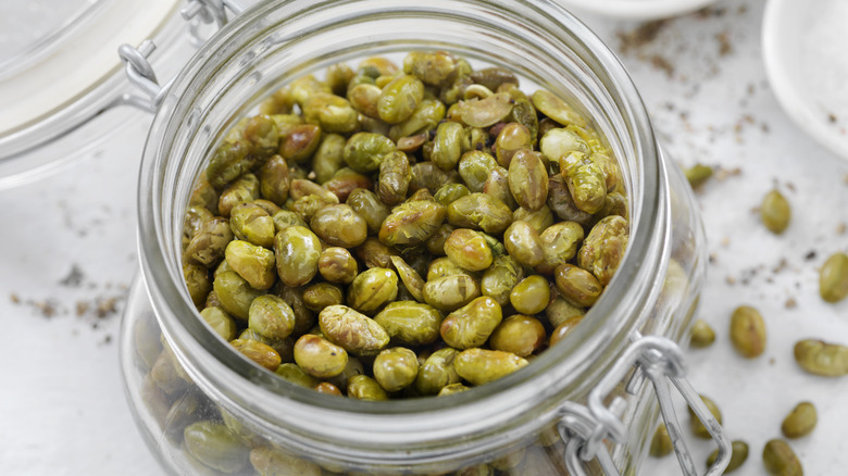 Shelled edamame in a glass mason jar