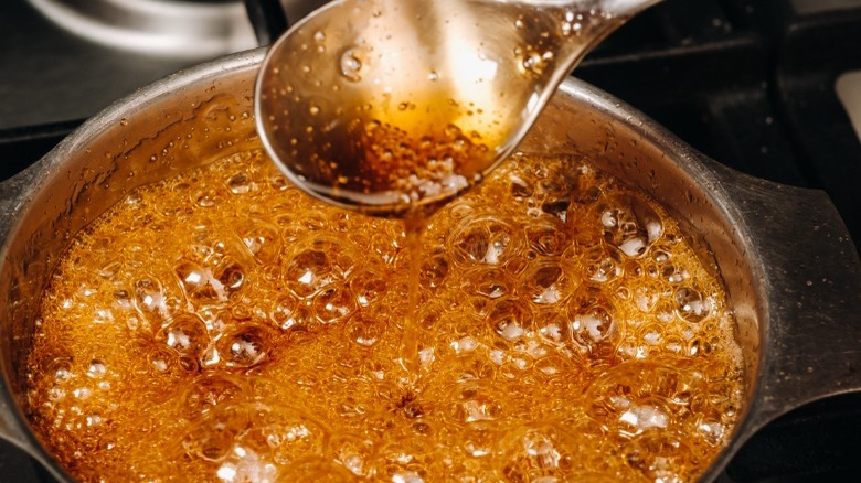 Boiling caramel 