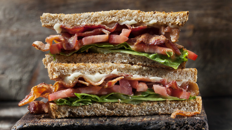 bacon lettuce and tomato sandwich