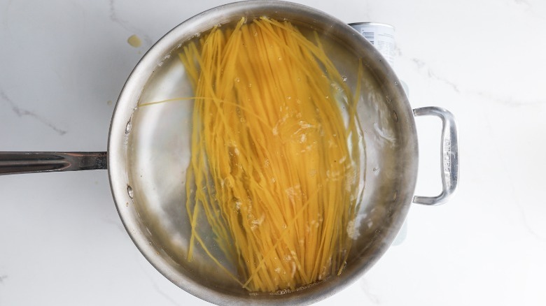 pasta boiling