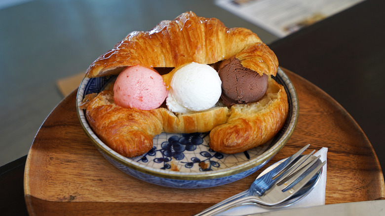 Croissant Three Scoops Ice Cream