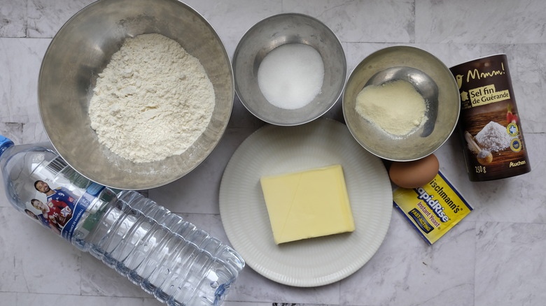 butter croissant ingredients