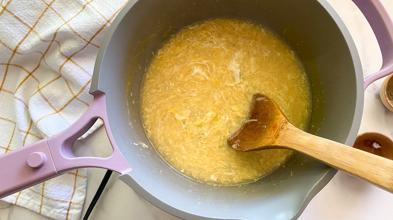 egg drop soup in pot