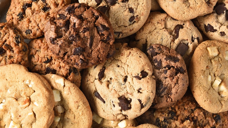 A pile of different cookies