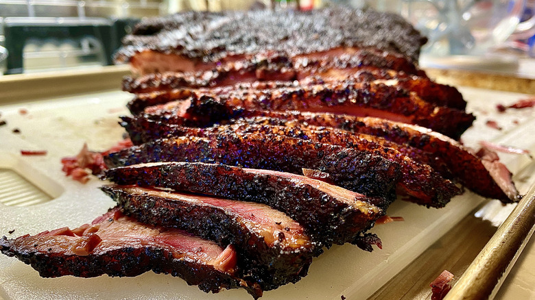 Smoked brisket on platter 