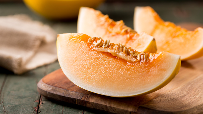 Melon with seeds